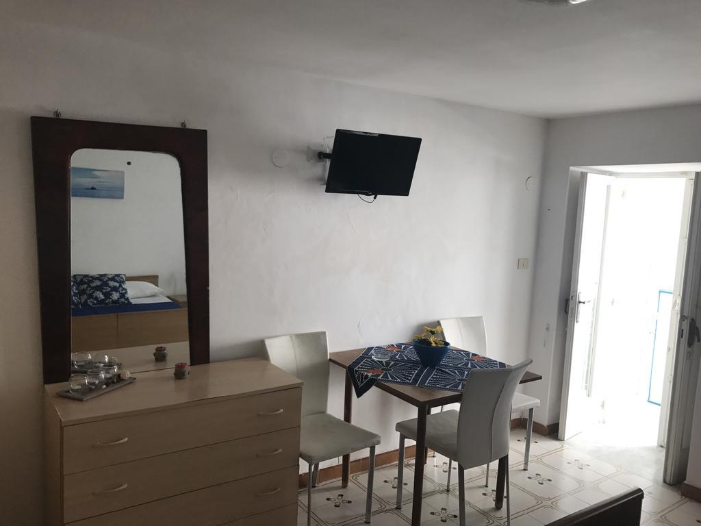 Scala Blu - Immobilevante Ponza Eksteriør billede